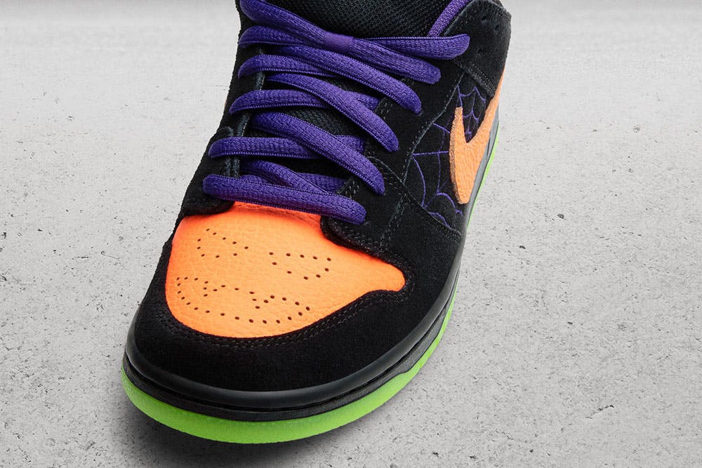 dunk night of mischief